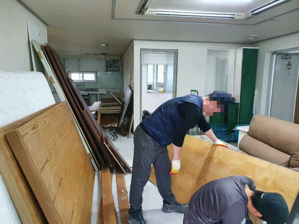 2038599400_WIMTNcVZ_fdf4ebe2a9a64ca1cd64b77472062a56eb1c69fa.jpg 이미지크게보기